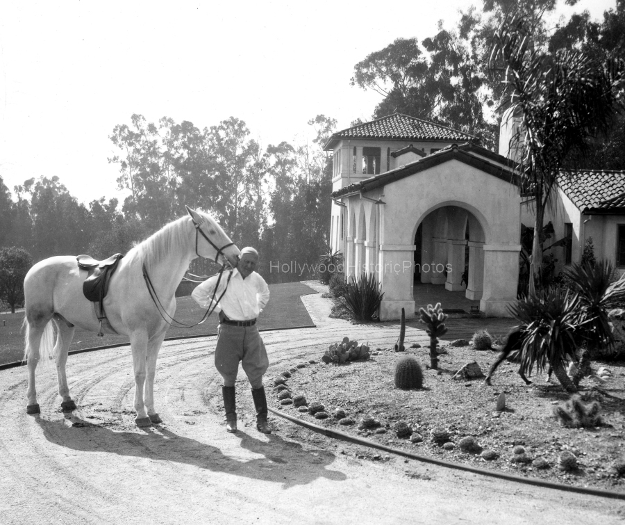 Hobart Bosworth Estate 1926 Located at 809 No. Hillcrest Drive wm.jpg